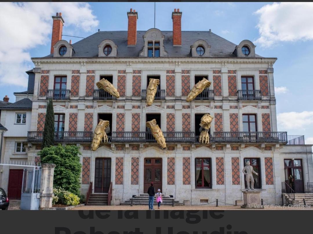 Le Maliya Blois Exterior photo